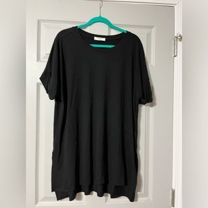 NWOT Zenana 1X Cuffed Shirt